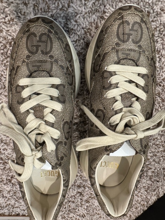 Gucci Shoes - Gucci Beige GG Supreme Low-Top Sneakers with Cream Laces